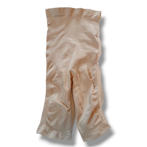 Skims Seamless Sculpt High-Waisted Above The Knee Short Size Medium Shaperwear - Picture 5 of 6